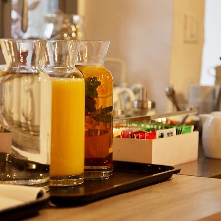Boutique Hotel Dvor Доброво Экстерьер фото