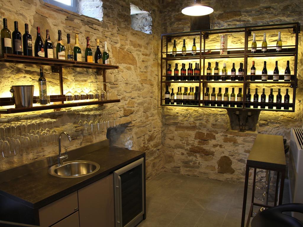 Boutique Hotel Dvor Доброво Экстерьер фото