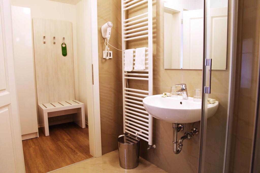 Boutique Hotel Dvor Доброво Номер фото