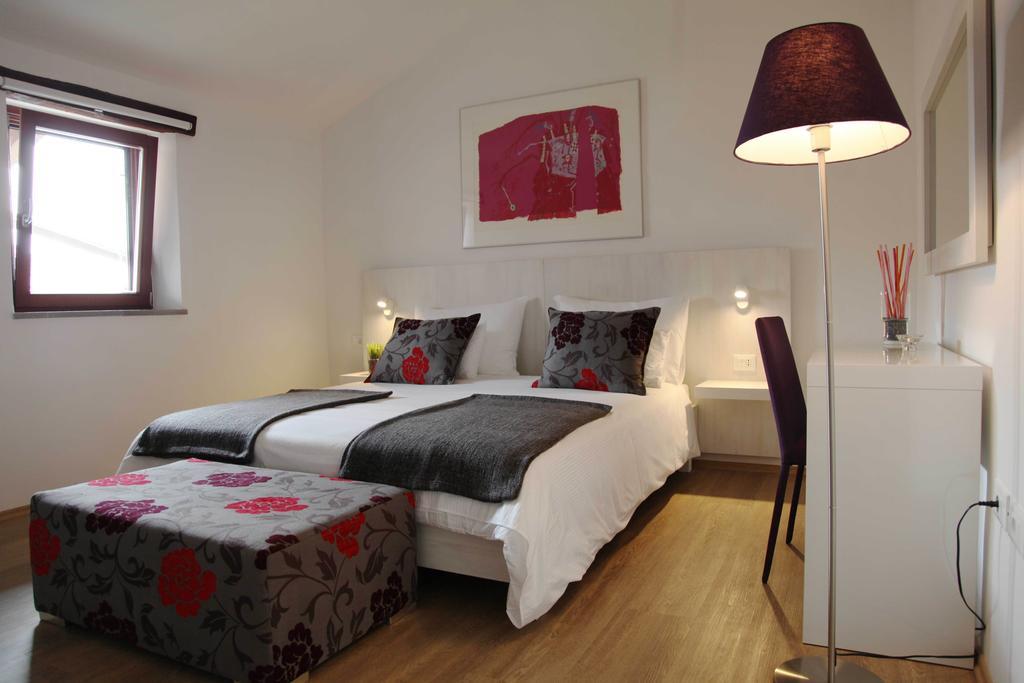 Boutique Hotel Dvor Доброво Номер фото