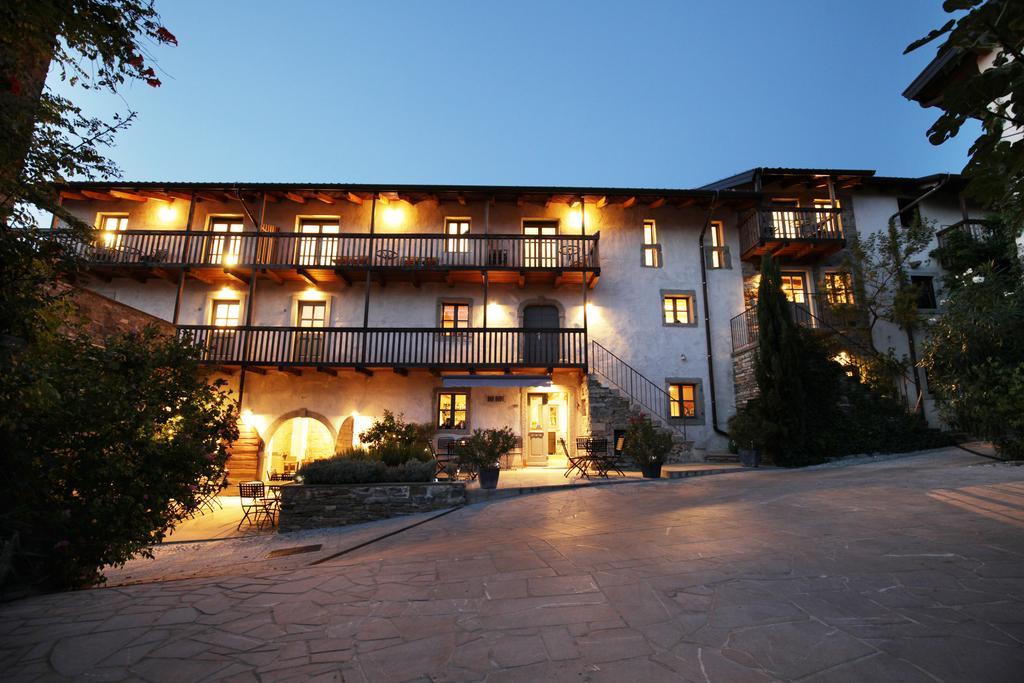 Boutique Hotel Dvor Доброво Экстерьер фото